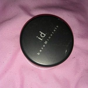 Bare Minerals white shimmer face and body pigment